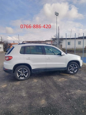 Vând Volkswagen Tiguan 2009, motor 2.0 TDI diesel, 4x4 (4Motion) - imagine 3