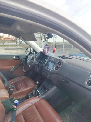 Vând Volkswagen Tiguan 2009, motor 2.0 TDI diesel, 4x4 (4Motion) - imagine 4