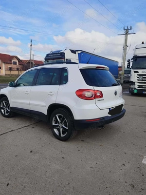 Vând Volkswagen Tiguan 2009, motor 2.0 TDI diesel, 4x4 (4Motion) - imagine 7