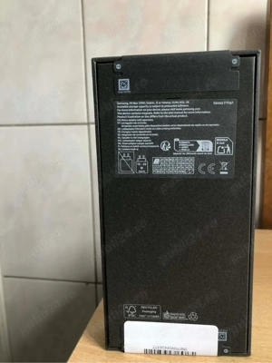 Vand Samsung Z Flip 7 256gb Navy Sigilat - imagine 2