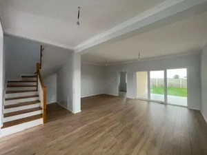 Duplex 5 camere Mosnita Noua