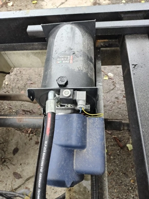 Vand basculabila trilateral - imagine 4