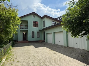 Vand duplex  situat pe str.Teilor, Floresti, Jud.Cluj