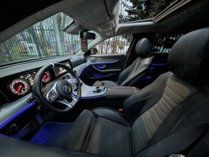 Mercedes-Benz E 220d AMG