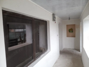 Casa bătrânească în stadiu de renovare  - imagine 4