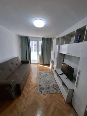 Închiriez apartament cu 1 camere bloc 4 etaje ,etaj intemediar 