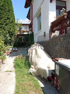 Casă P+E+pod, ultracentral Bușteni, teren propriu 130 mp, acces din stradă