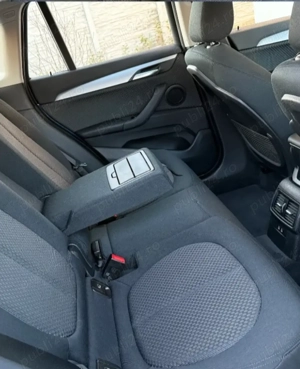 Vând BMW,X1 xDrive25e , Hibrid-Electric ,încărcare externă ,2022,cutie automată. - imagine 4