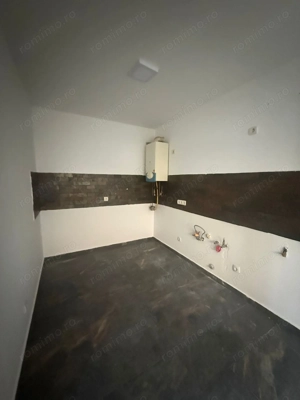 Casă Individuală 5 Camere Toate Utilitățiile  La Asfalt  Intre Case Zona Giroc  - imagine 4