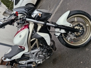 Suzuki Gladius (Barbie) - imagine 5