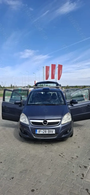 Opel Zafira  B an 2011 preț negociabil 