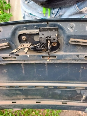 Capotă VW Touran 2004-2005 - imagine 2