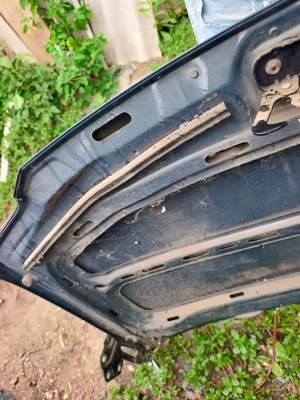 Capotă VW Touran 2004-2005 - imagine 4