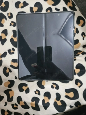 Vând Samsung galaxy zfold5