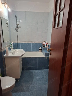 Vand apartament cu 3 camere in Tudor,strada Livezeni. - imagine 8