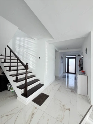 OCAZIE! Vand vila de lux Mosnita noua 315000 euro - imagine 11