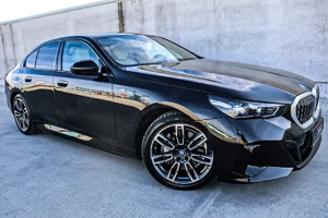 Bmw i5 e drive 40 Electric 2024  340 cp - imagine 3