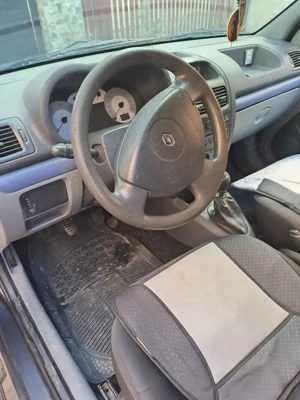 Renault Symbol motor benzină 1.5 - imagine 3