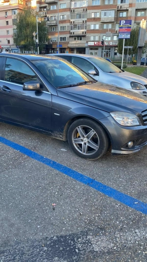 Vând sau schimb cu motor mai mic w204