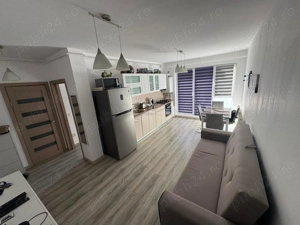 Apartament 2 camere+loc de parcare D-na Stanca