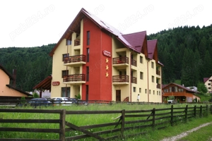 Angajăm îngrijitor clădire - pensiune turistică în Voroneț