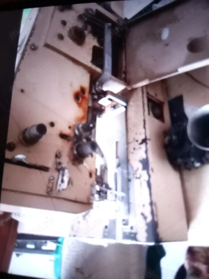 Mașina de cusut  butoniera