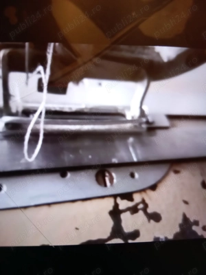 Mașina de cusut  butoniera - imagine 3