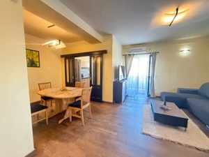 inchiriez apartament 3 camere Mehala  - imagine 14