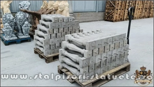 Stâlpișori, baluștri, popici, mosoare, din beton, model B3. - imagine 2
