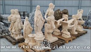 Poducem din beton, pentru curte și grădină. - imagine 3