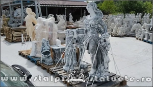 Elemente din beton, pentru curte și grădină.