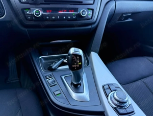 BMW Seria 3 318d Aut. - imagine 13