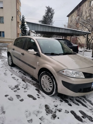 renault megane 1.4 benzina - imagine 2