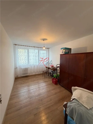 Vanzare apartament 3 camere total renovat Obor - imagine 2