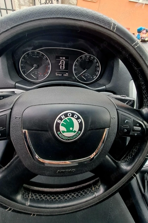 Skoda octavia 2.0 disel 110 cp cel mai fiabil motor ,an 2013 ,pret 4200 euro negociabil - imagine 4