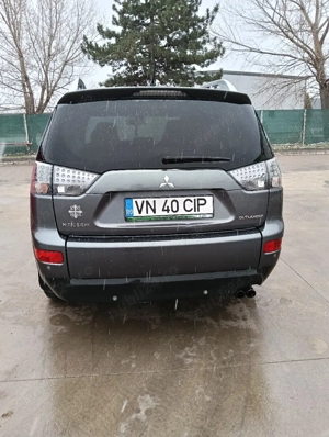 Mitsubishi Outlander  - imagine 8