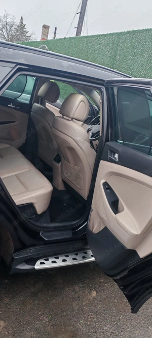 vand Hyundai Tucson  - imagine 5