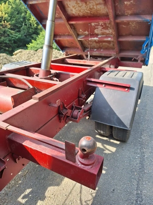 vând Iveco daily basculabil cu macara  - imagine 9