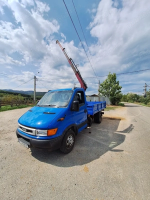 vând Iveco daily basculabil cu macara 