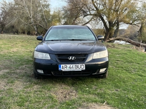 Hyundai Sonata 2.0 - imagine 2