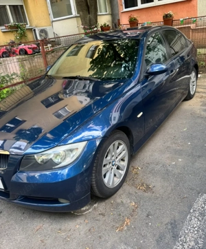 Vând BMW 320d e90 an 2006 - imagine 3