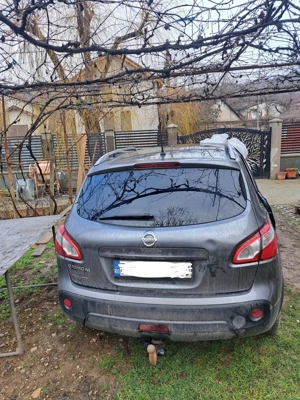 Vand Nissan Qashqai  avariat  1.5  