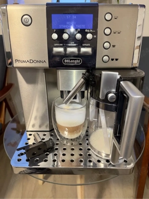 Espressor automat Delonghi PrimaDonna cu cana spumare automata lapte - garantie