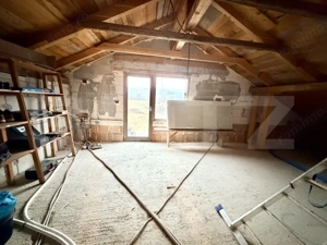 Casa individuala,4 dormitoare,teren 611 mp,Vintu de Jos - imagine 11