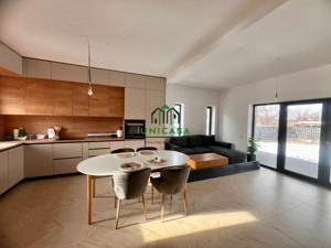 Casă modernă de vânzare/ Bujoreni – Olteni