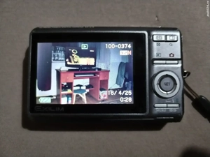 Camera foto Casio Exilim ex-Z12 
