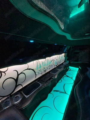 Limuzină de închiriat pentru nunți, baluri, banchete, petreceri