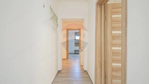 Apartament la casă cu curte proprie | Timișu de Jos | Comision 0 - imagine 11