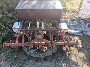 Semanatori porumb - imagine 3