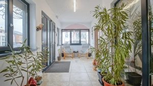 Casă premium cu 270 mp utili, 7 camere ,curte generoasă în Bartolomeu - imagine 3